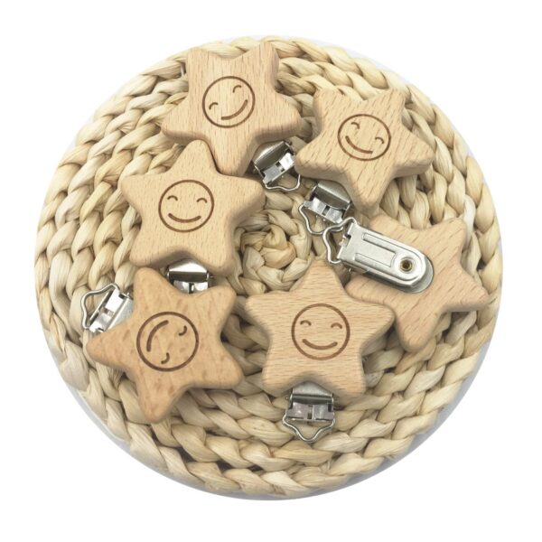 Beech Wood Smilling Star Pacifier Clip - Image 3